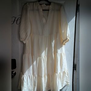 Entro tiered ruffle dress with pockets. Size Large